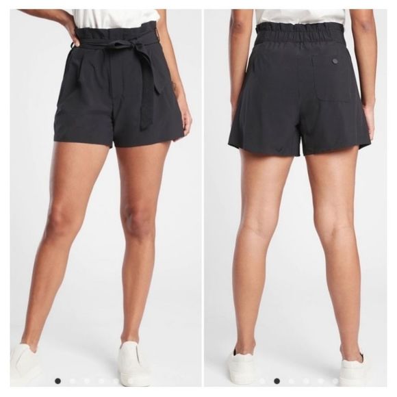 Athleta Pants - Athleta high rise skyline short II 4 black